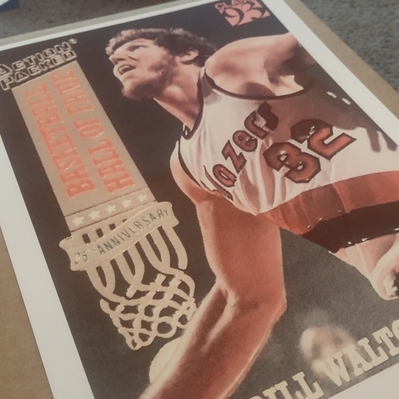 NEW!💯 BILL WALTON HALL OF FAME OLD SCHOOL BLAZERS 8.5x11 ULTRA GLOSSY POSTER!🔥 - Picture 4 of 8